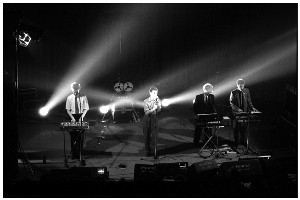 02/04/1982 - - France