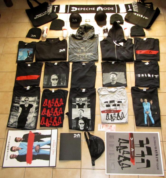 Merch2017.jpg